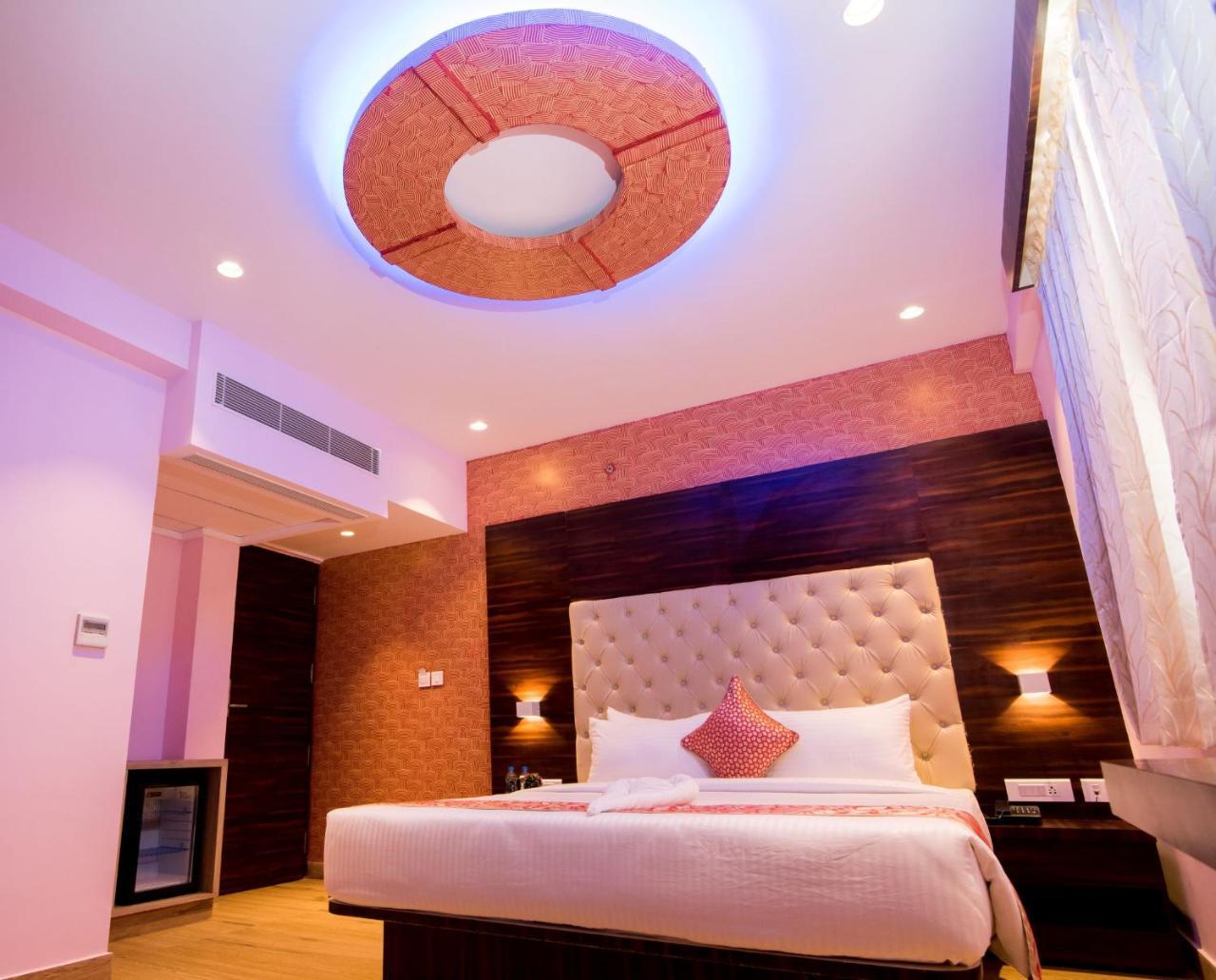 Npg Hotel Yelahanka Eksteriør bilde